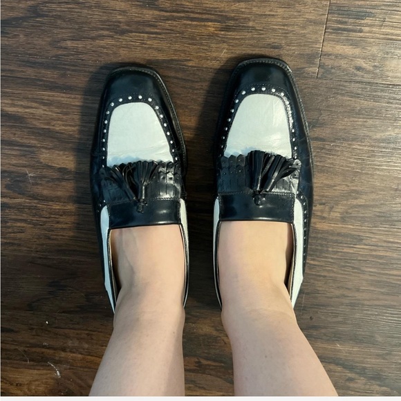 Stacy Adams Black and White Leather Loafters - Picture 1 of 5
